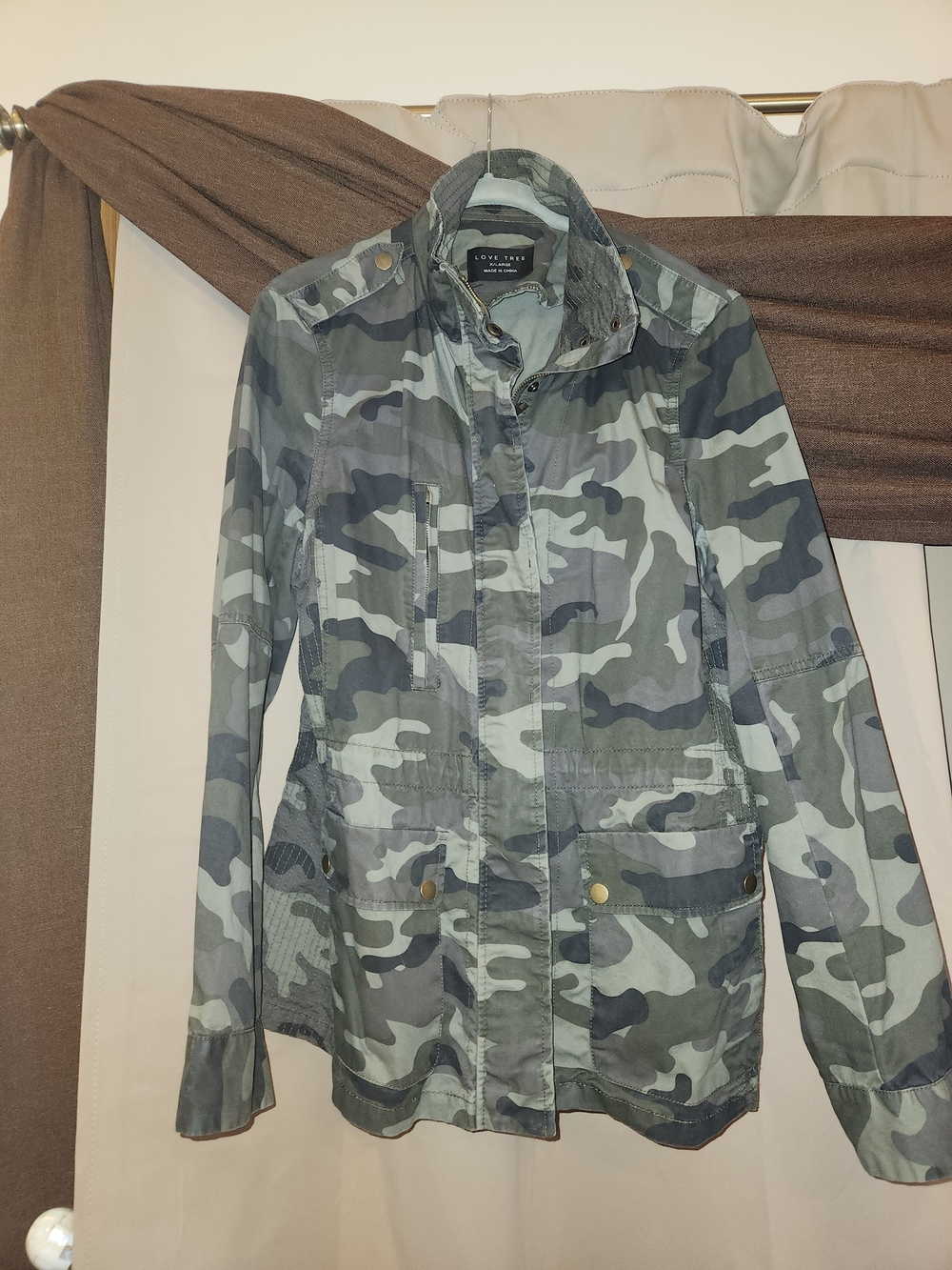 Love Tree Women's Green Camo Utility Jacket